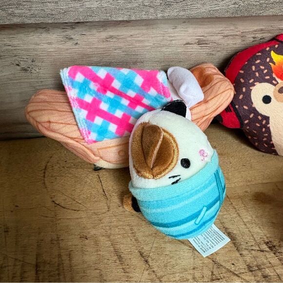 Squishville & Squishmallow Minis lot of 5 animals & bed good preused condition - Picture 11 of 11